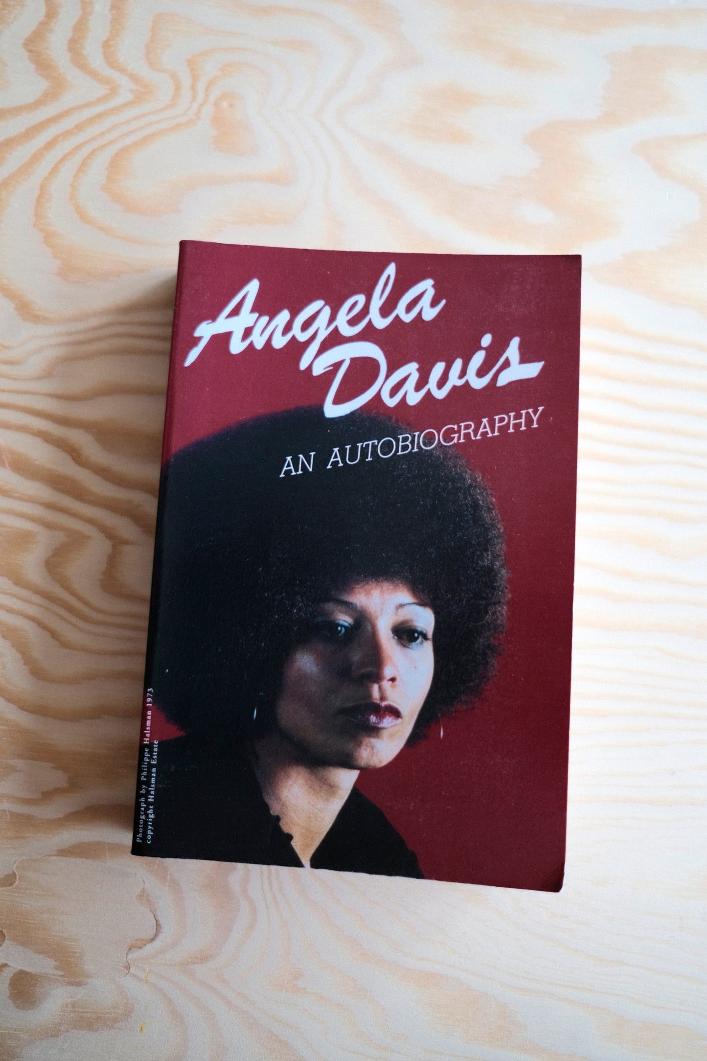 Angela Davis An Autobiography | second-hand