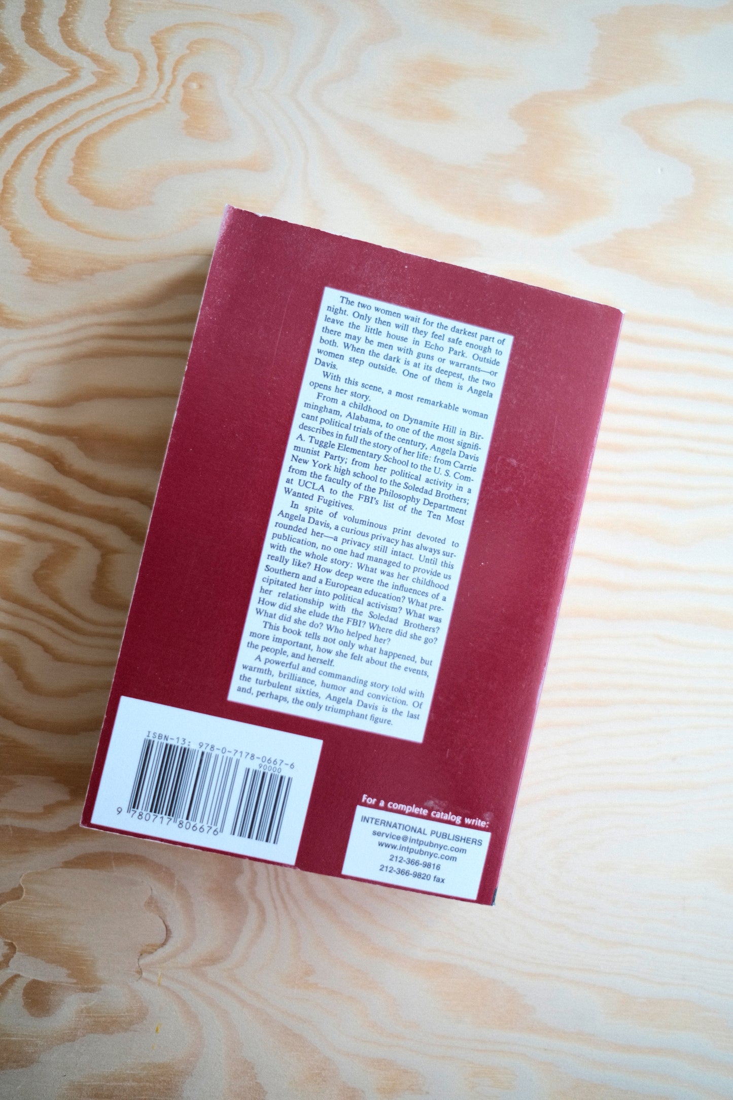 Angela Davis An Autobiography | second-hand