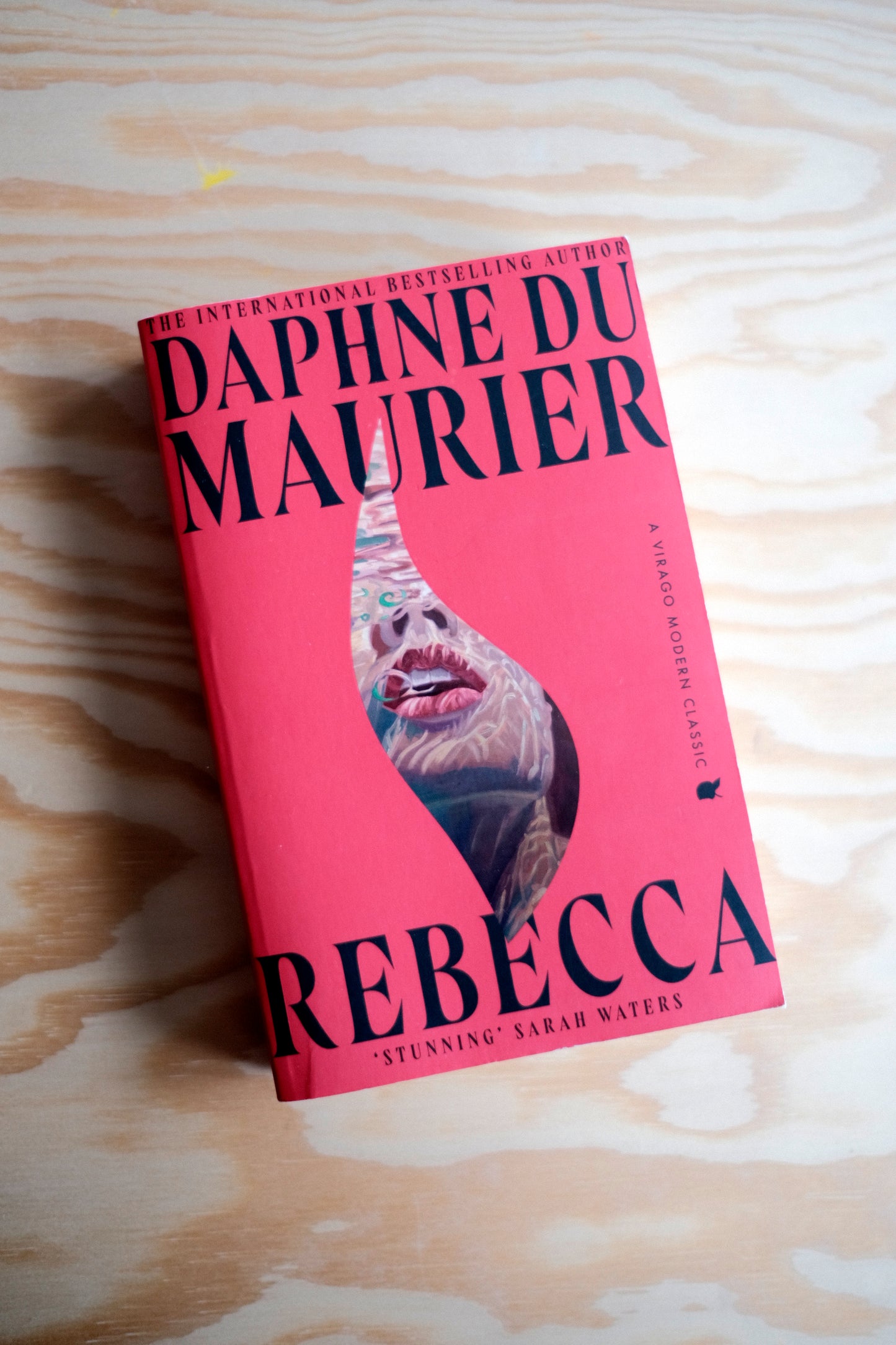 Rebecca | second-hand