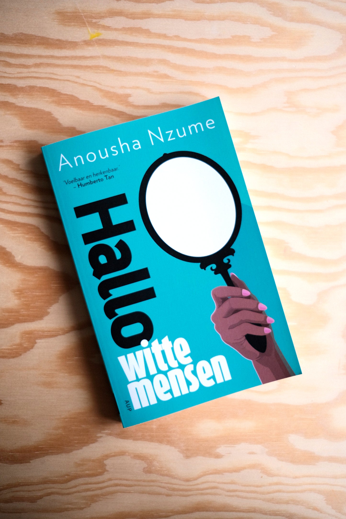 Hallo Witte Mensen | second-hand