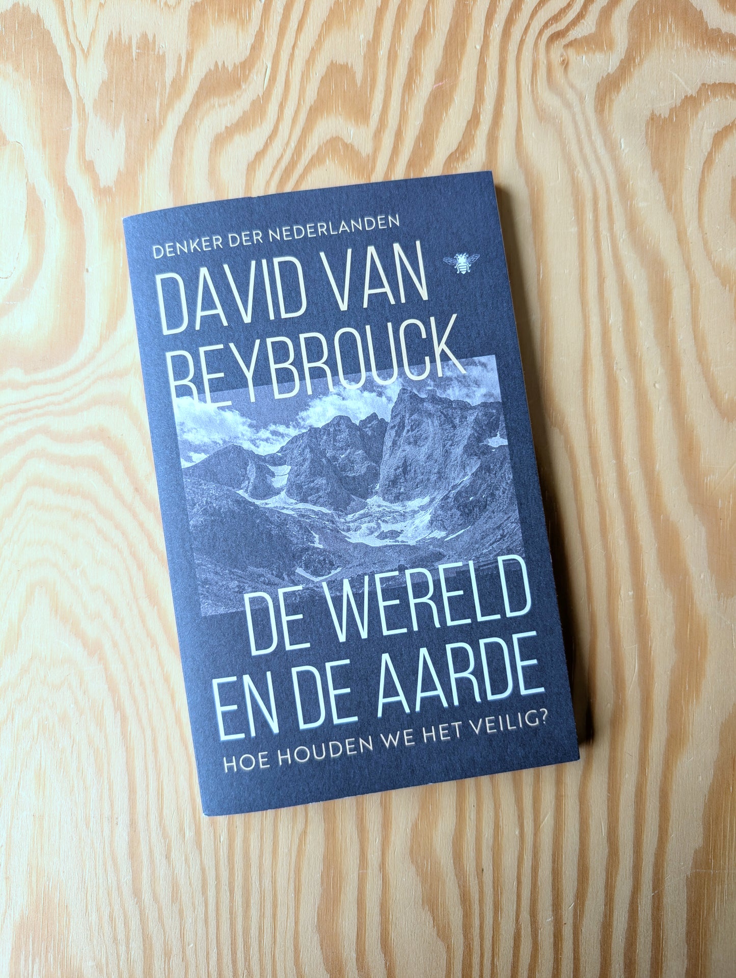 De Wereld En De Aarde